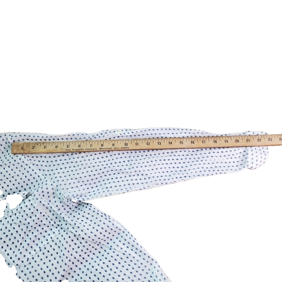 GAP White and Blue Button Down Shirt. Lightweight Boyfriend Fit. MED - Picture 8 of 9